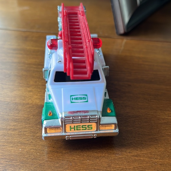 HESS Truck - Picture 10 of 14